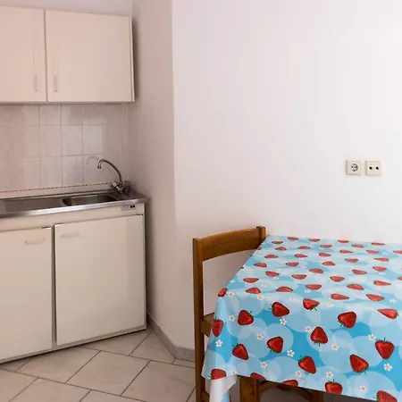 Aphrodite Apartment