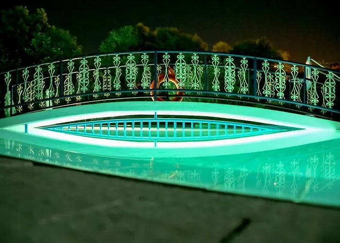 Aphrodite Apartamento *